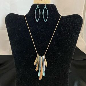 Patina Gold Necklace & Oval Earrings